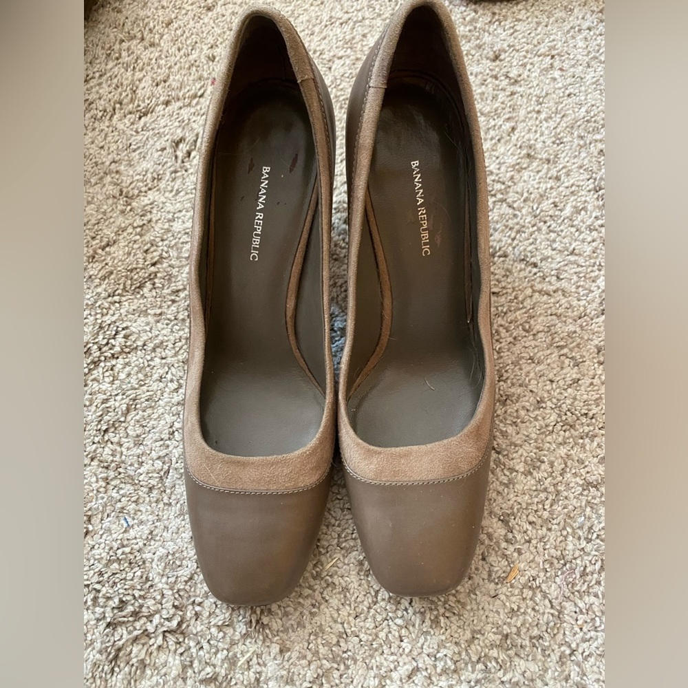 Banana Republic Heels